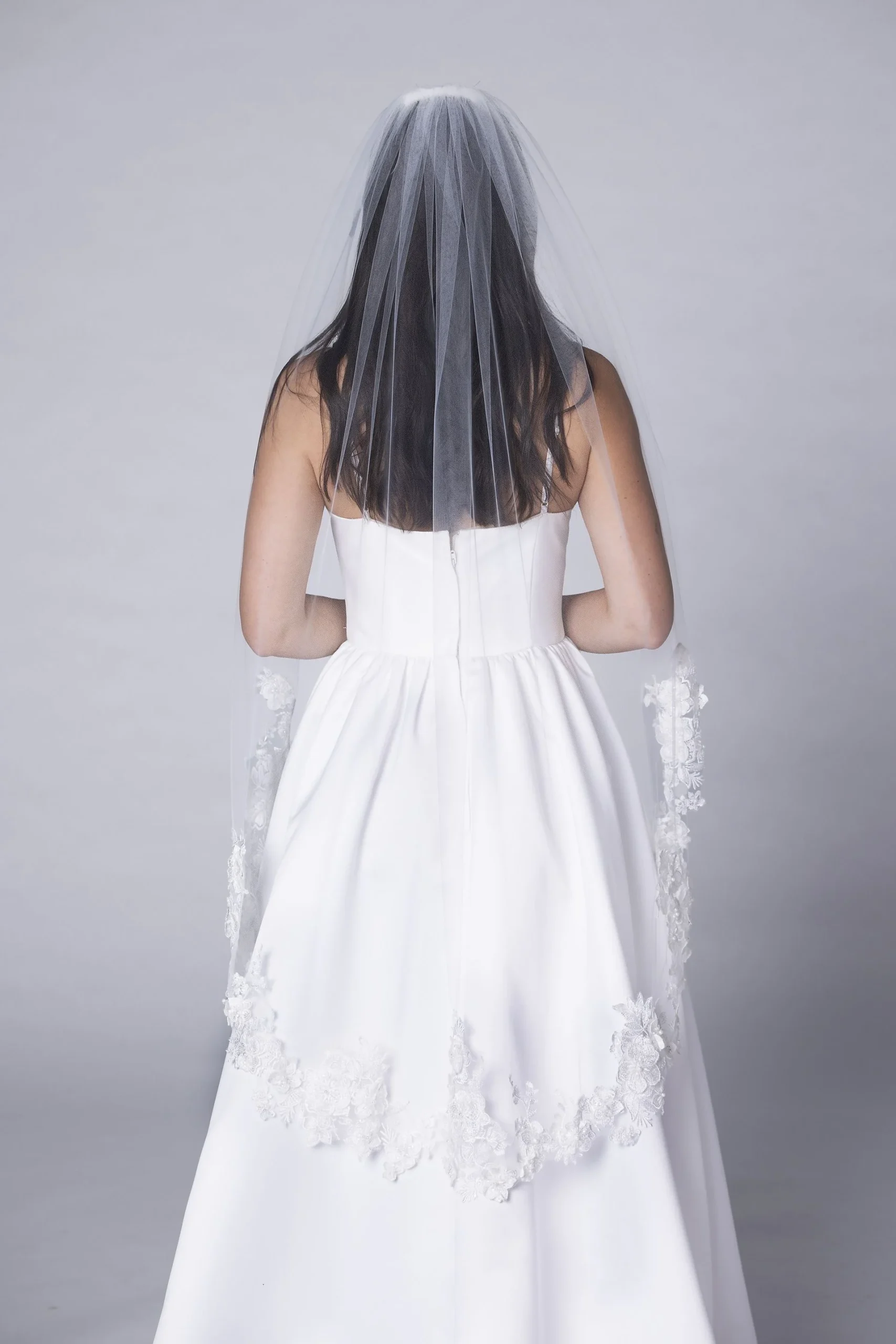 3D Floral Mid-Length Veil