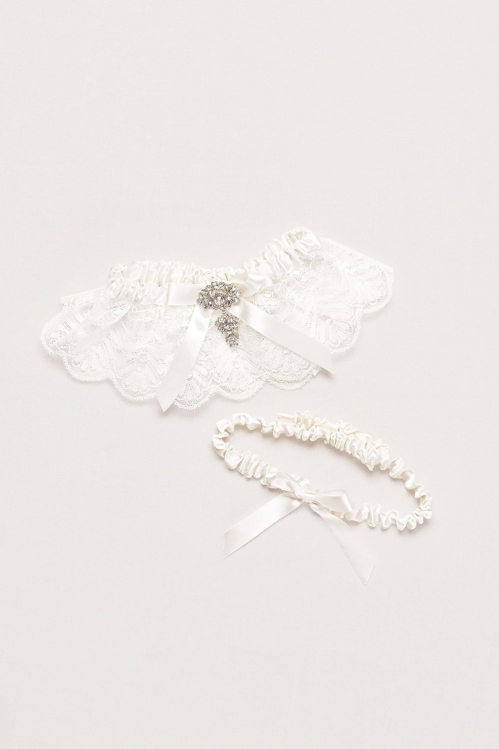 Adjustable Jeweled Lace Garter Set