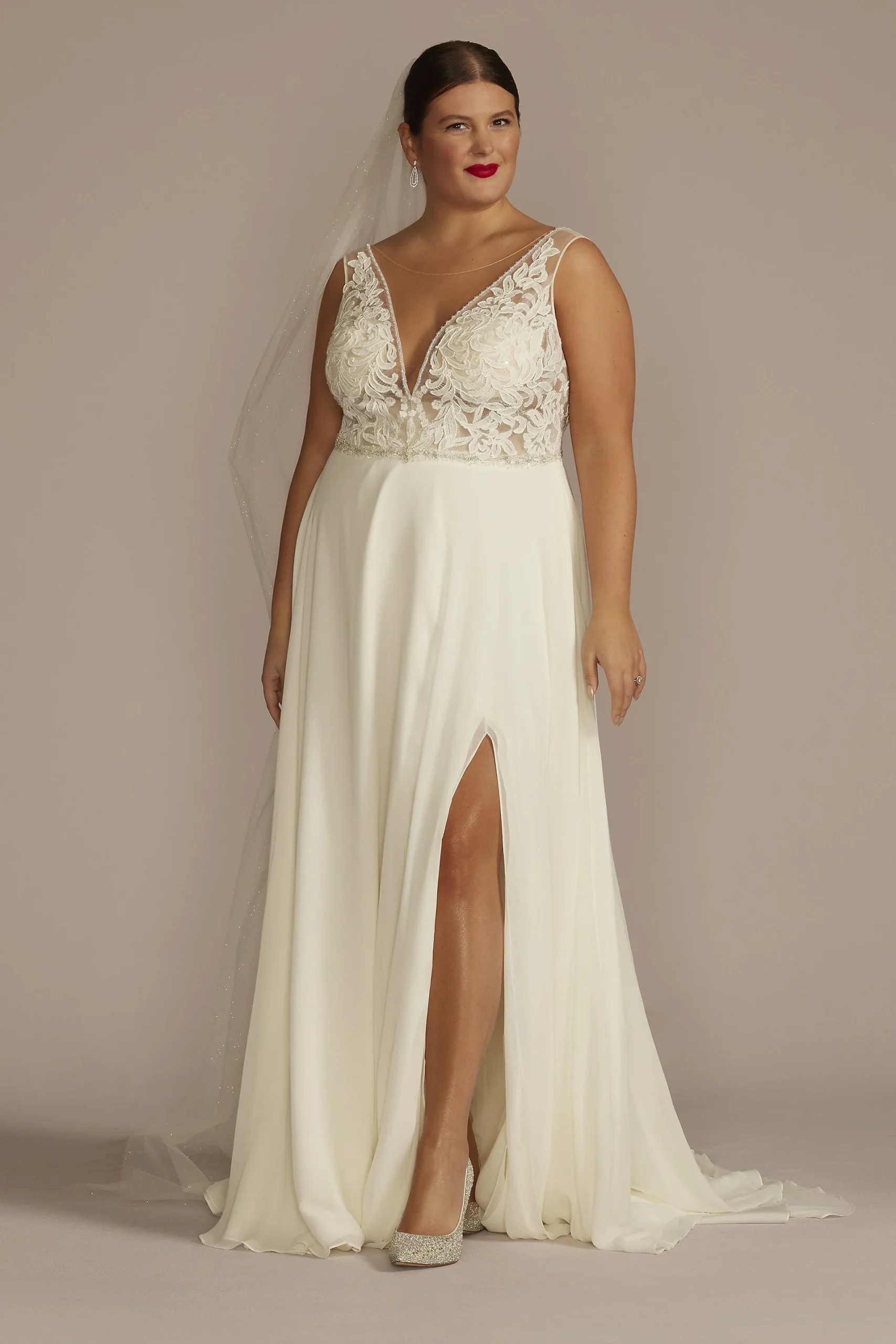 Applique Chiffon Plus Size Wedding Dress
