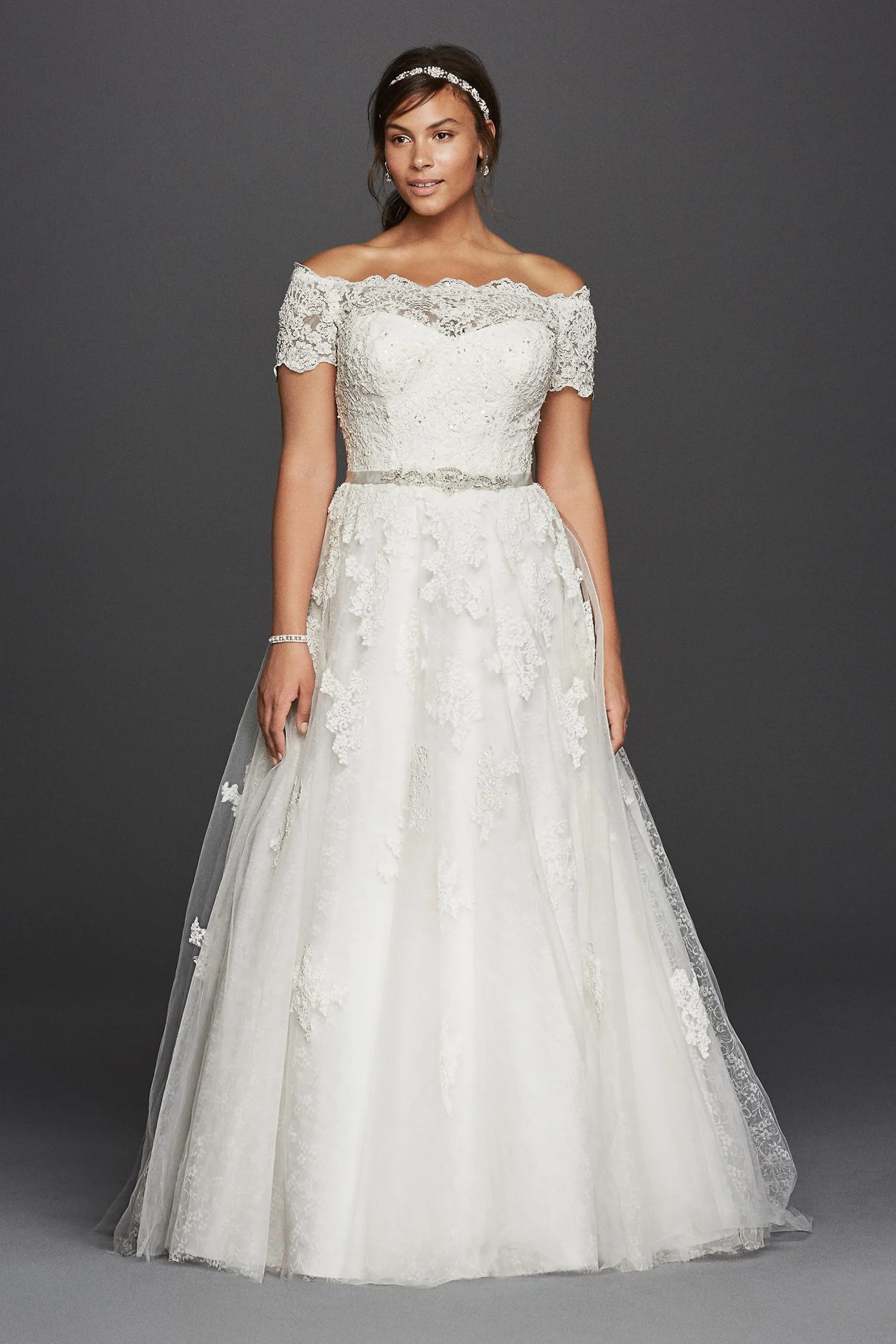 As-Is Jewel Scalloped Plus Size Wedding Dress