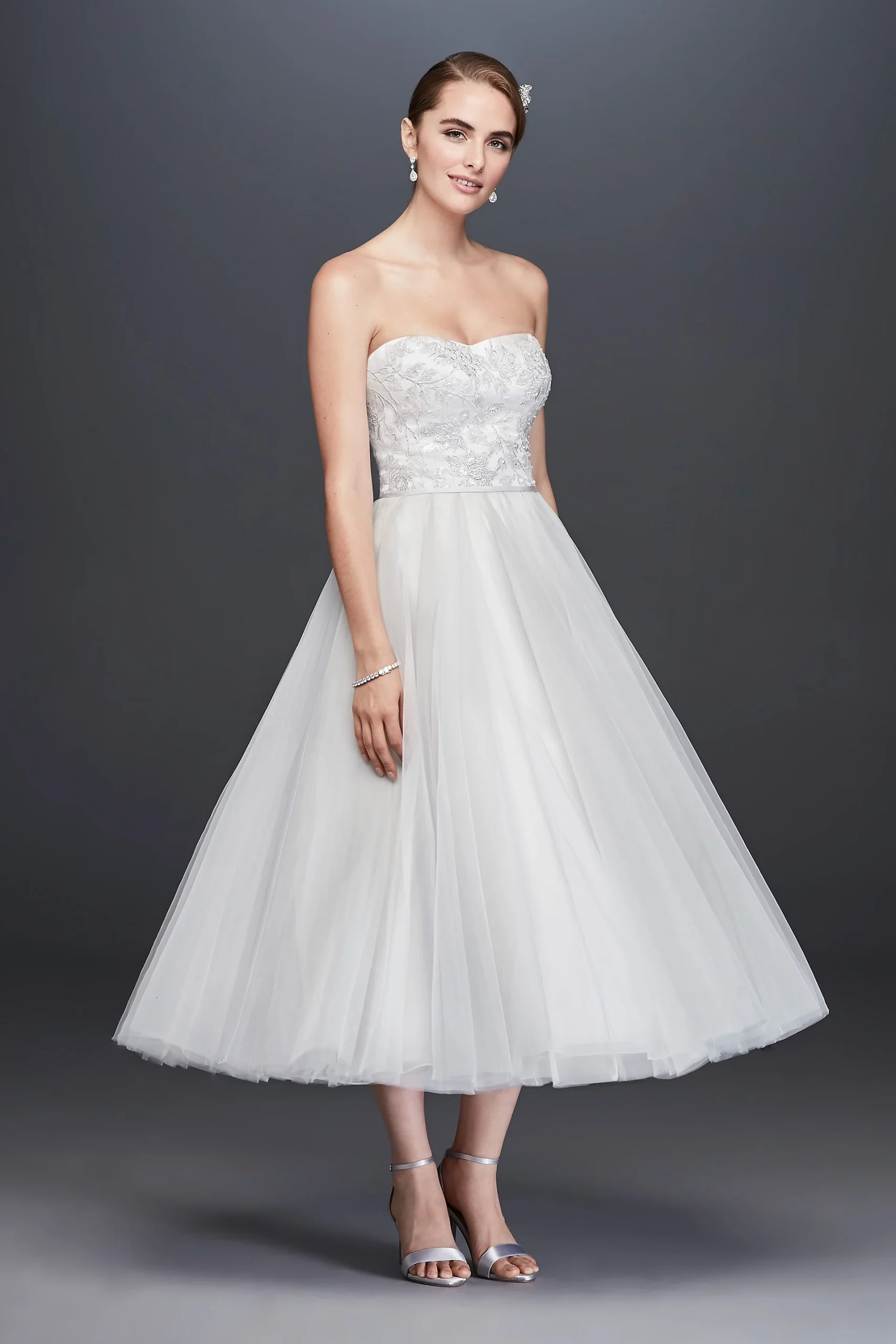 As-Is Lace Appliqued Tulle Wedding Dress