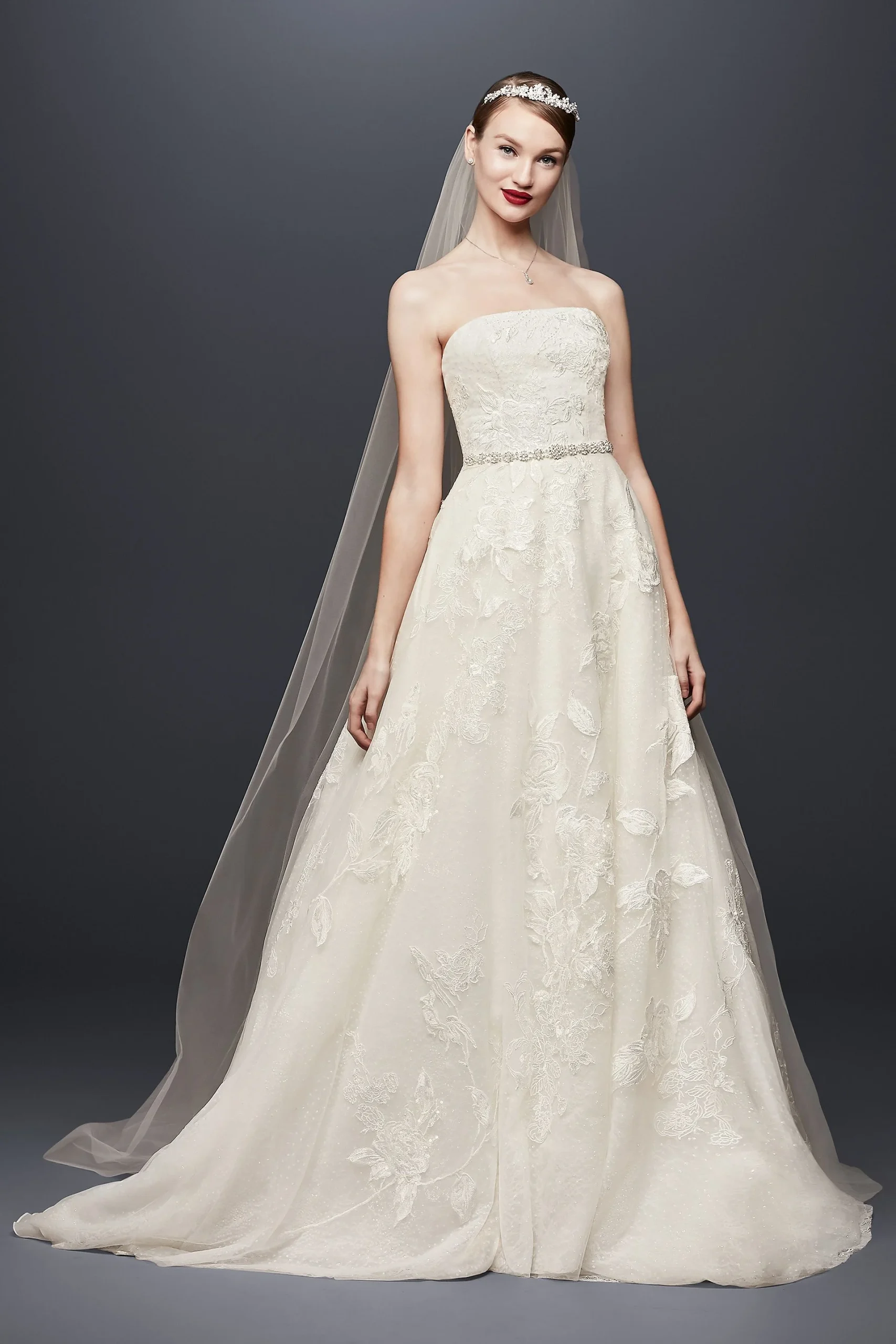 As-Is Lace English Rose Wedding Dress
