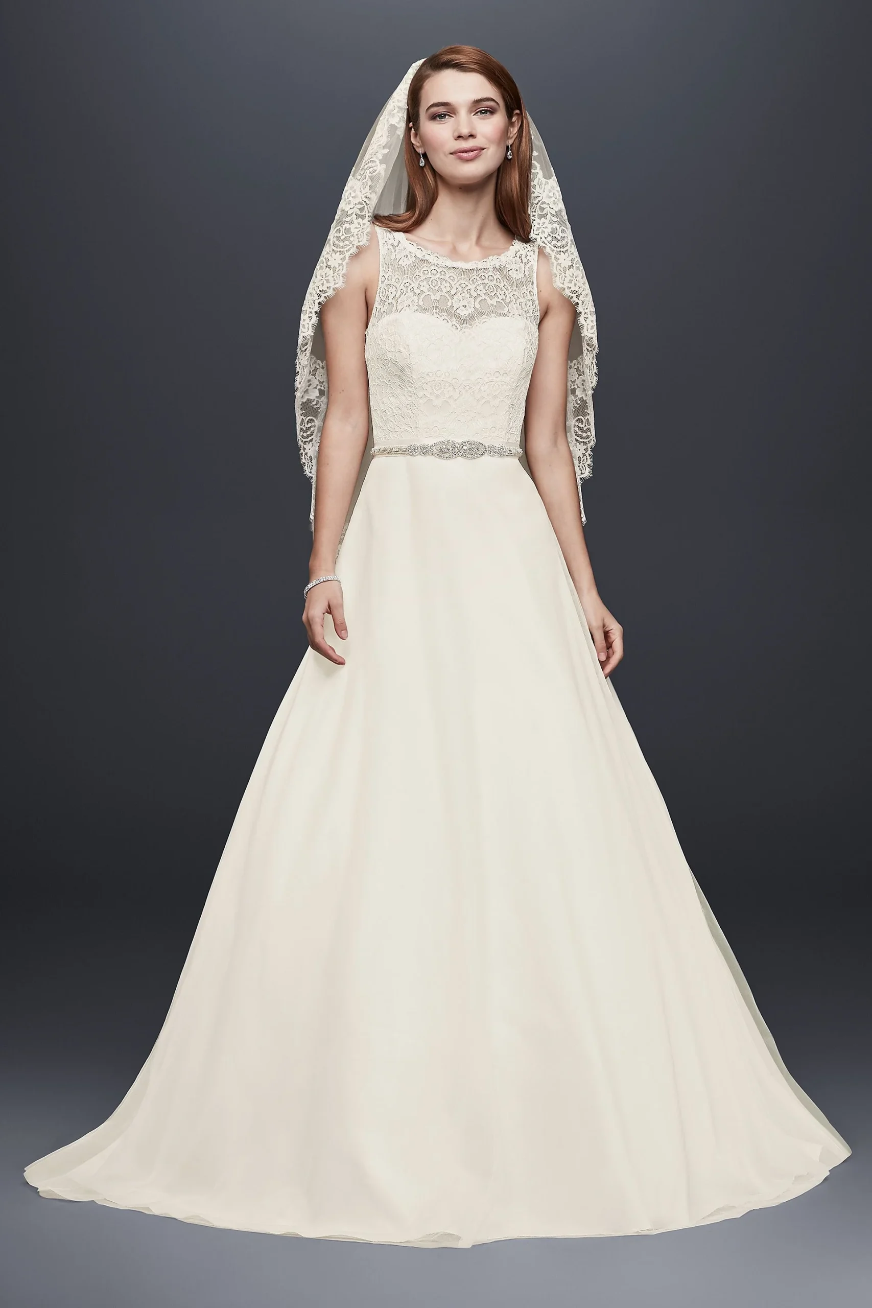As-Is Lace A-line Wedding Dress with Tulle Skirt