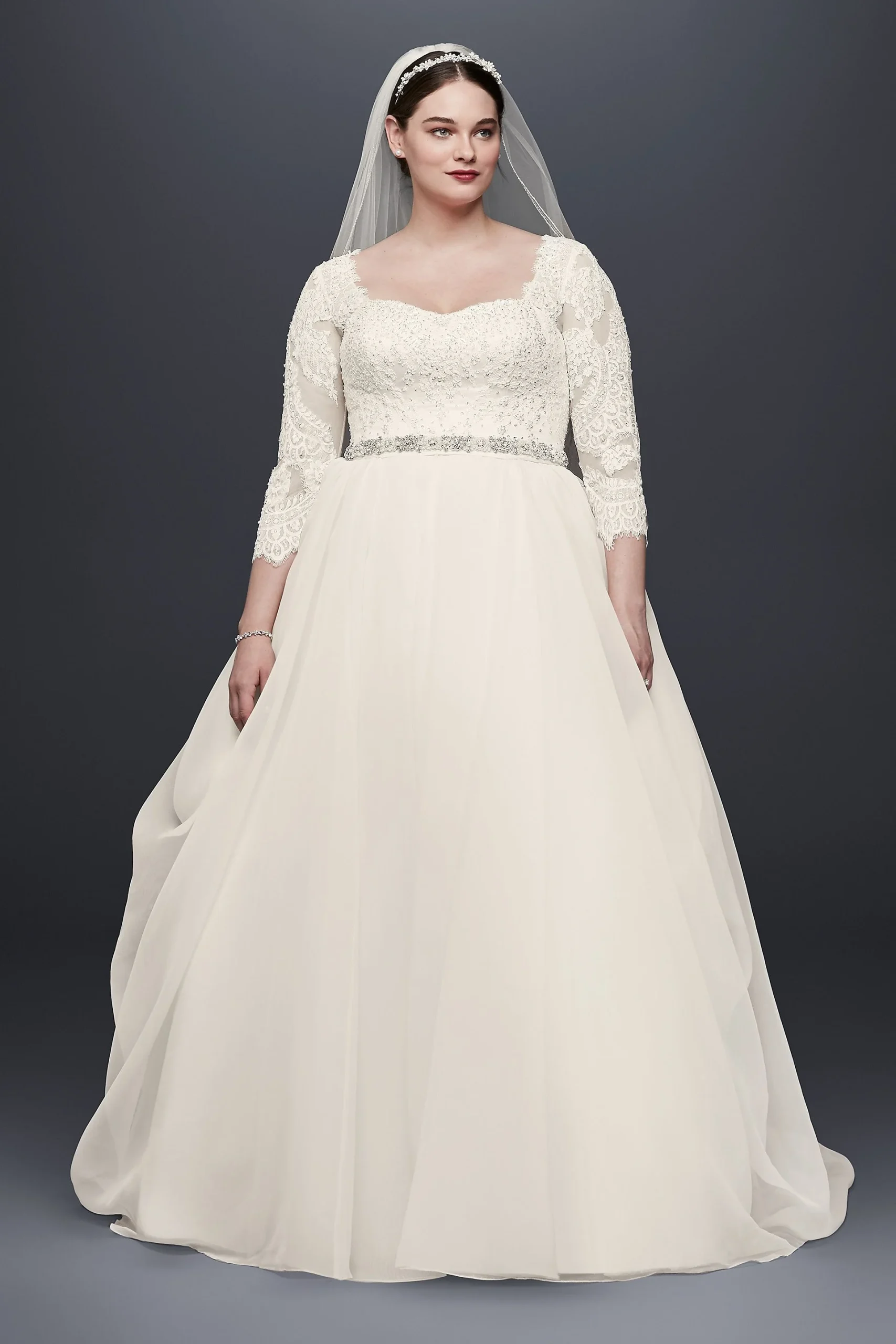 As-Is Plus Size 3/4 Lace Sleeved Wedding Dress