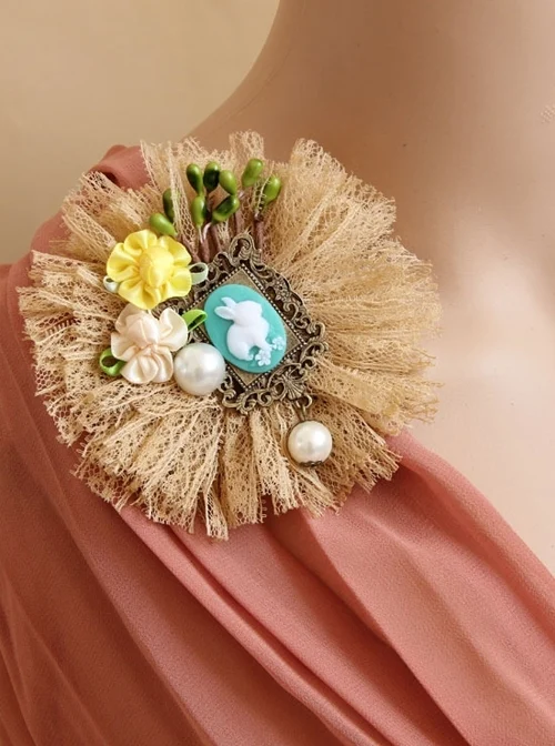 Big Flower Rabbit Pearl Beige Lace Retro Handmade Antique Female Epaulette Corsage Pin Buckle
