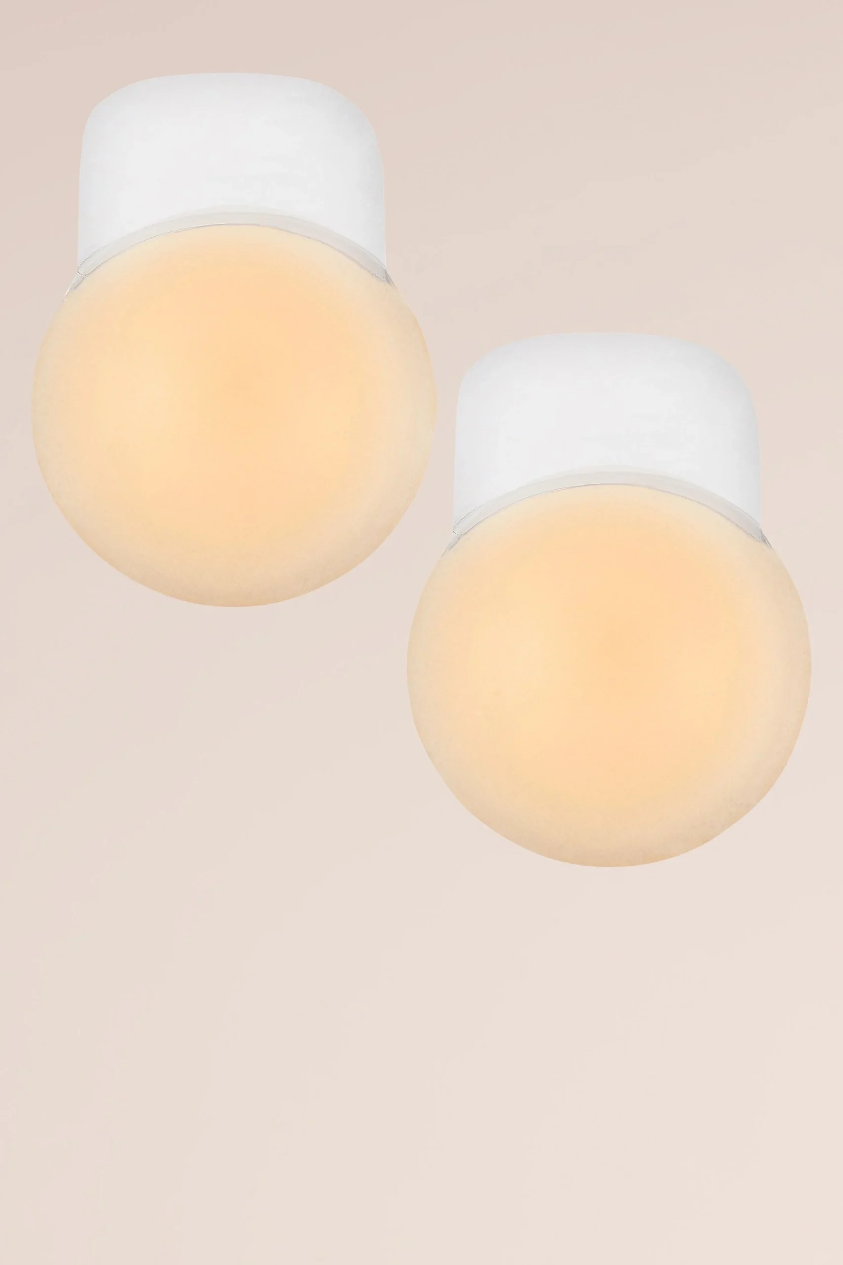 Braza Smooth Cover Lift Adhesive Bra