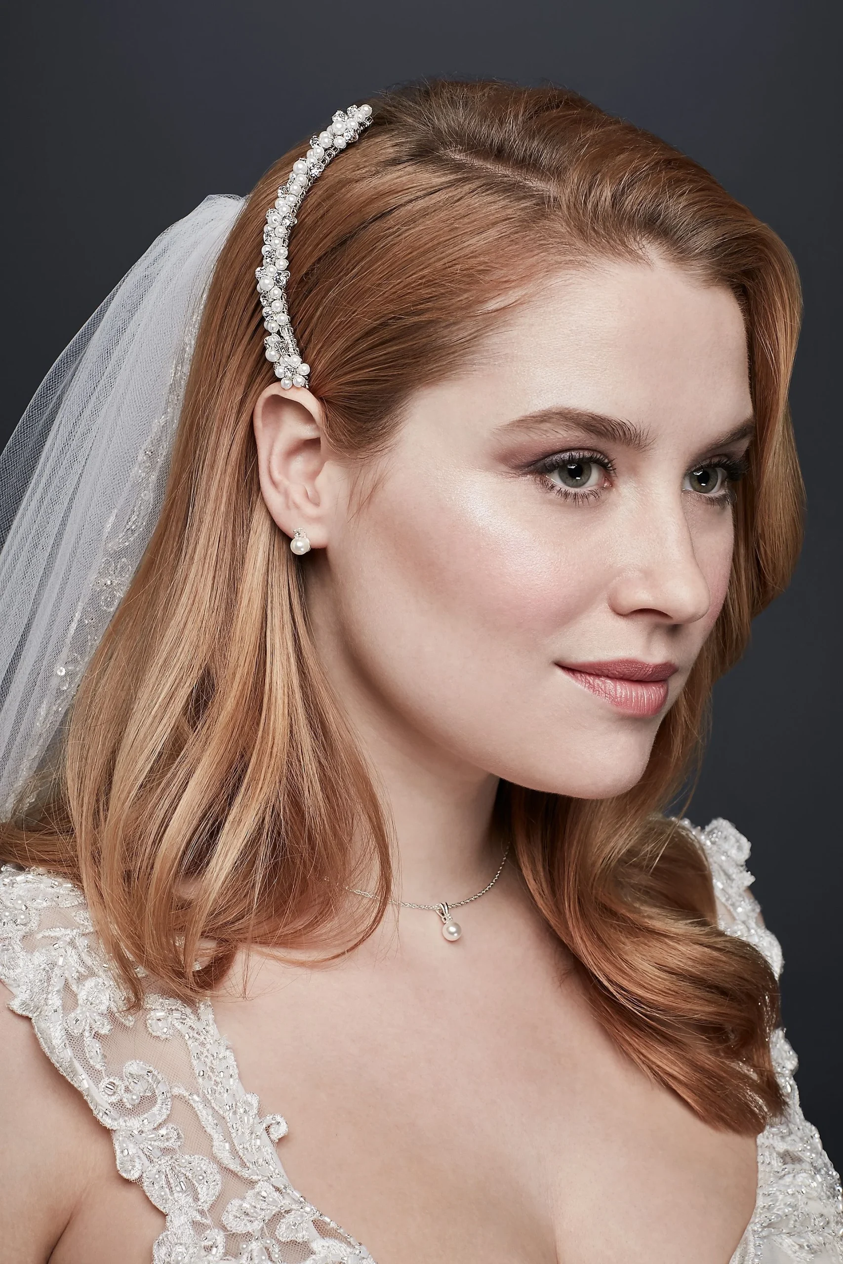Bridal Comb with Pearl Clusters