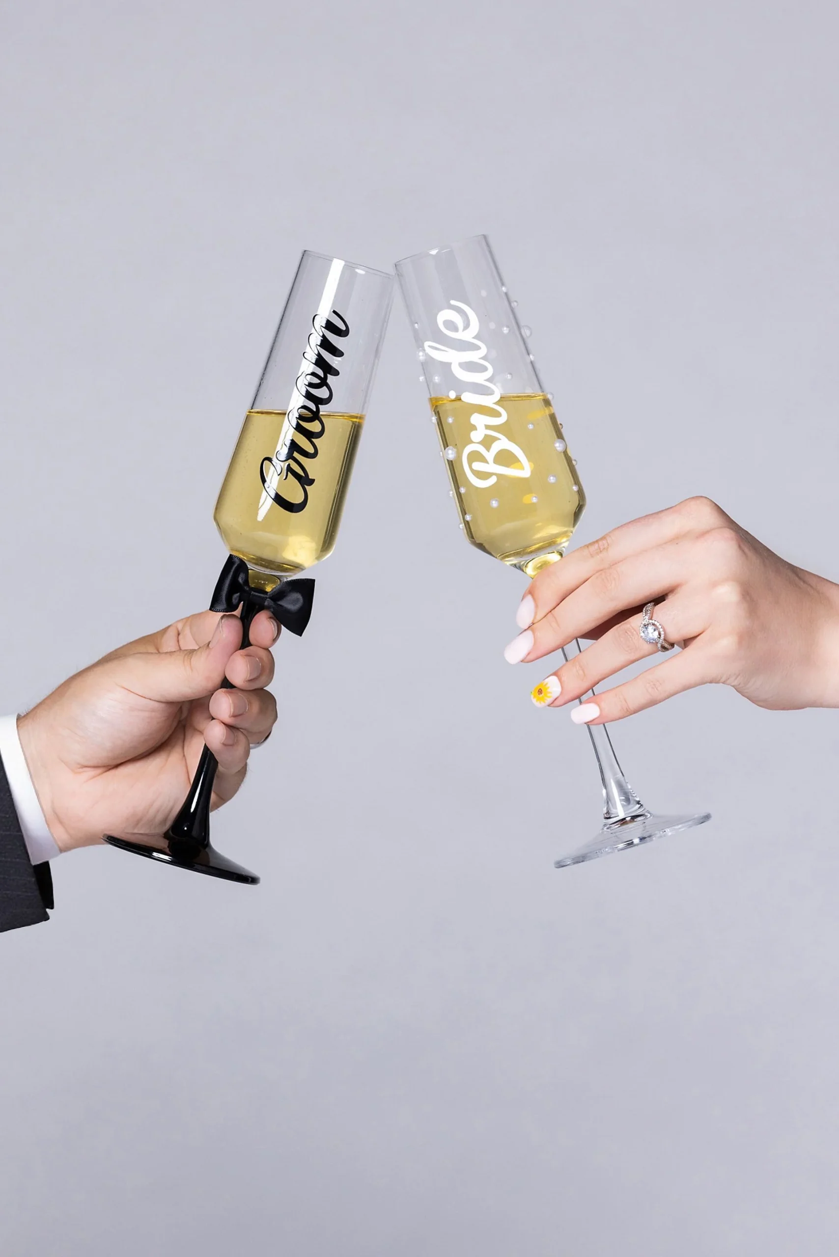 Bride and Groom Champagne Flute Set