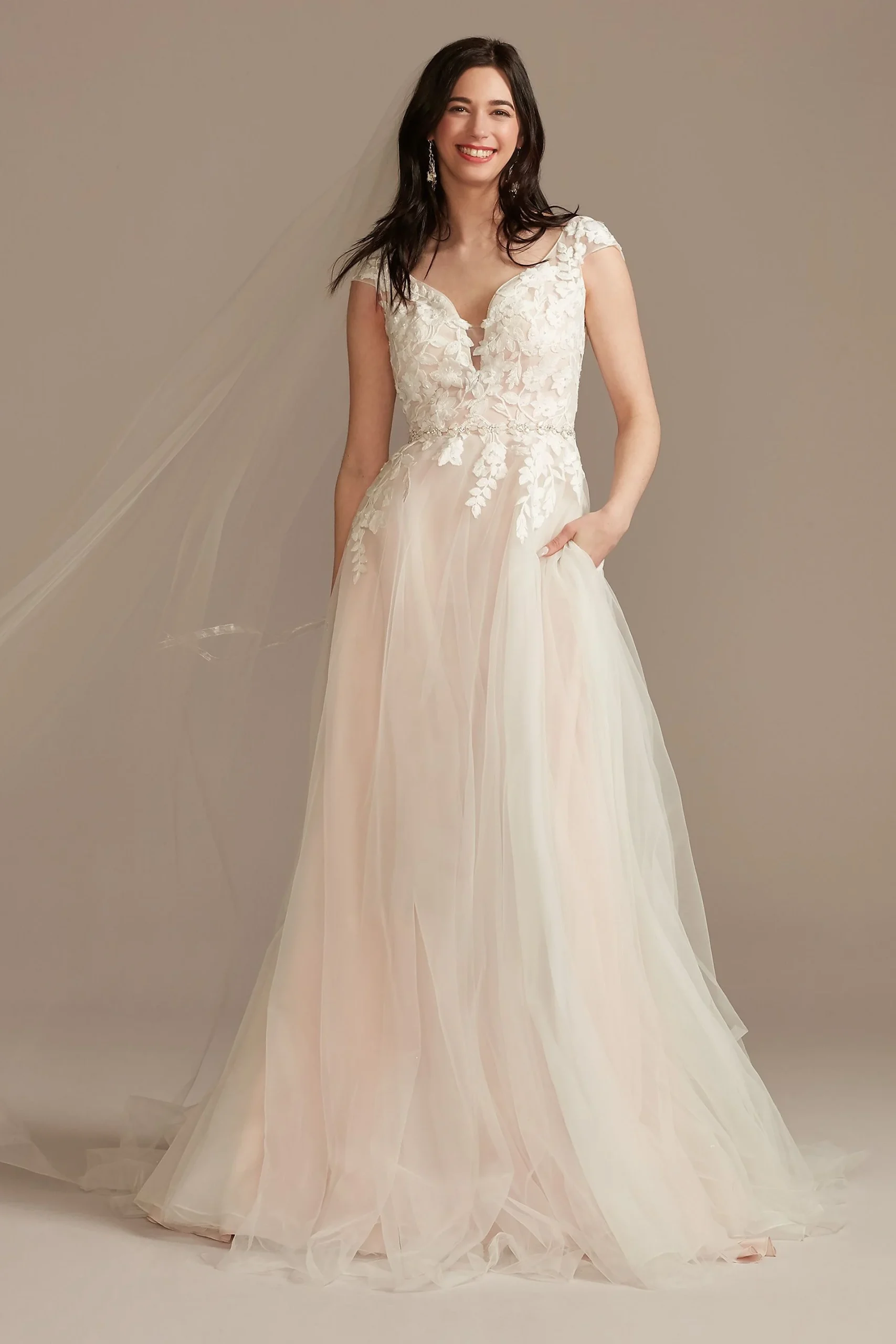 Cap Sleeve Tulle Ball Gown Wedding Dress