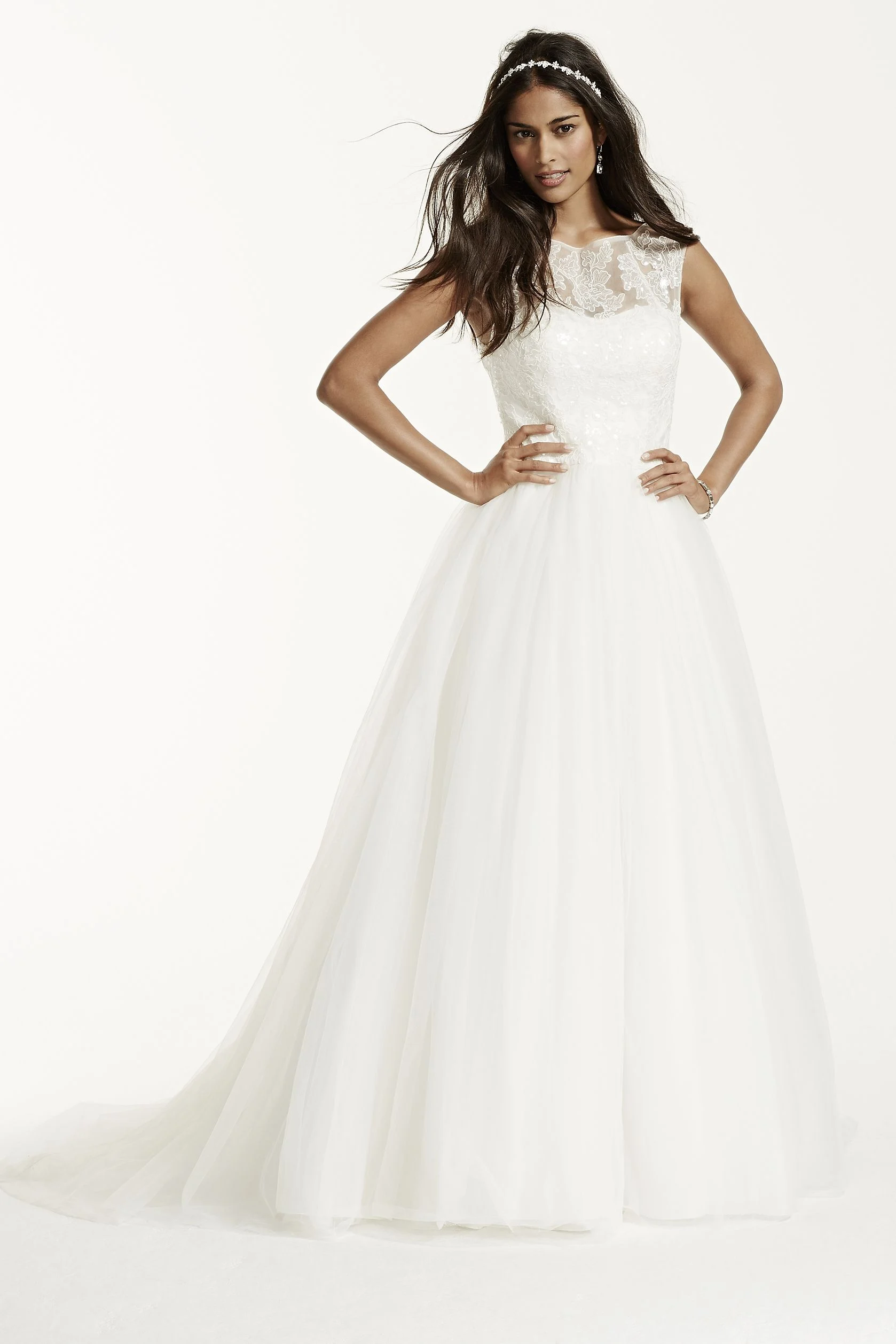 Cap Sleeve Tulle Wedding Dress with Illusion Neck