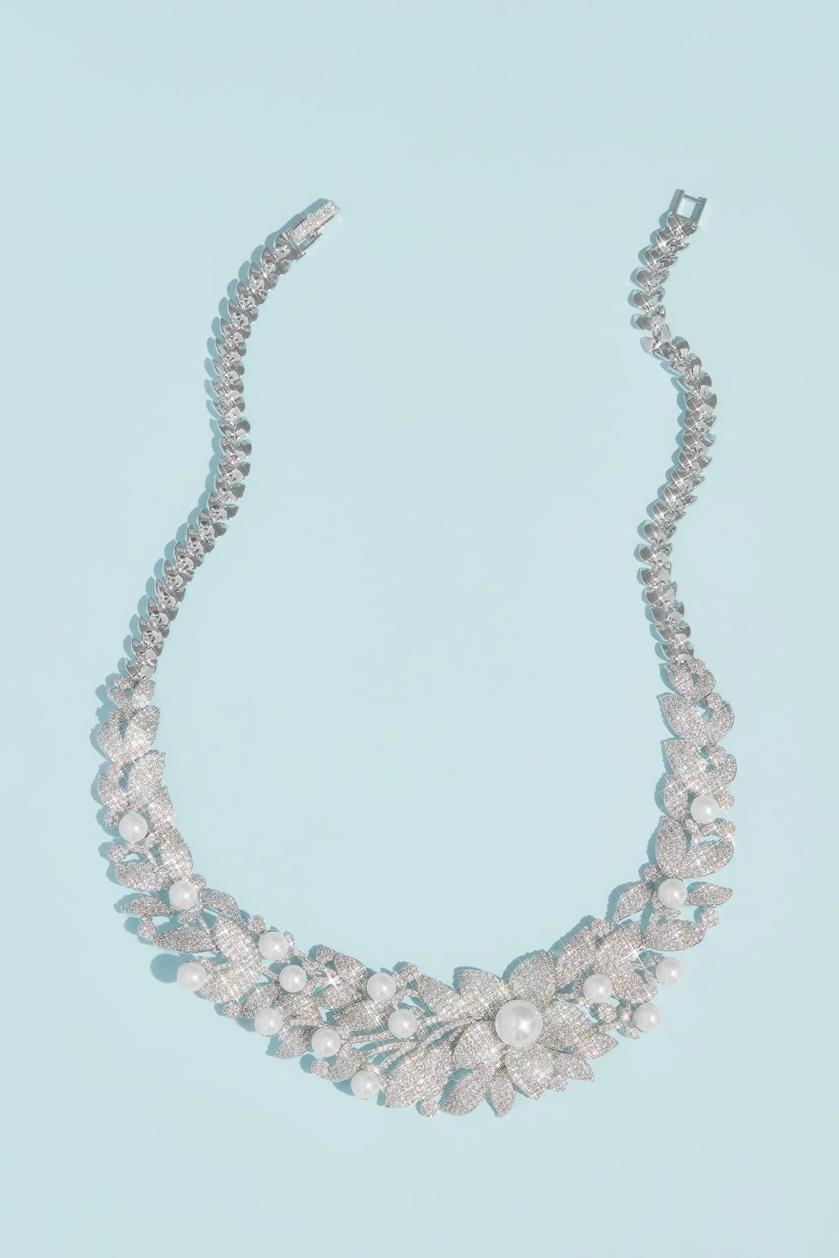 Crystal Floral Necklace with Pearl Embellishments