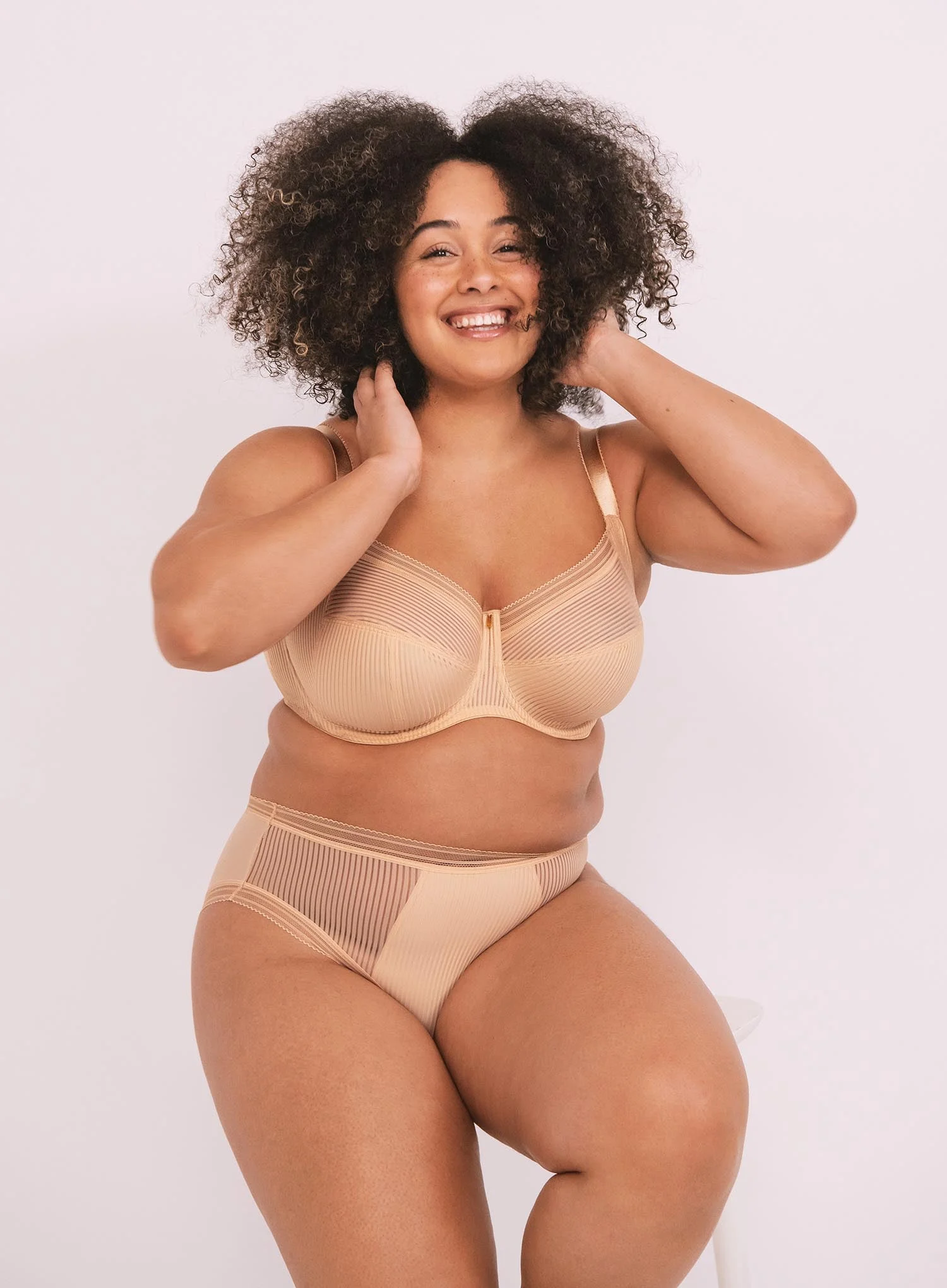 Fantasie: Fusion Brief Sand