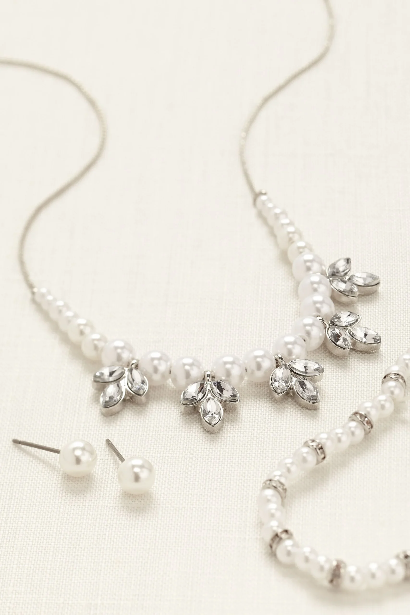 FG Pearl Rhinestone Jewerly Set