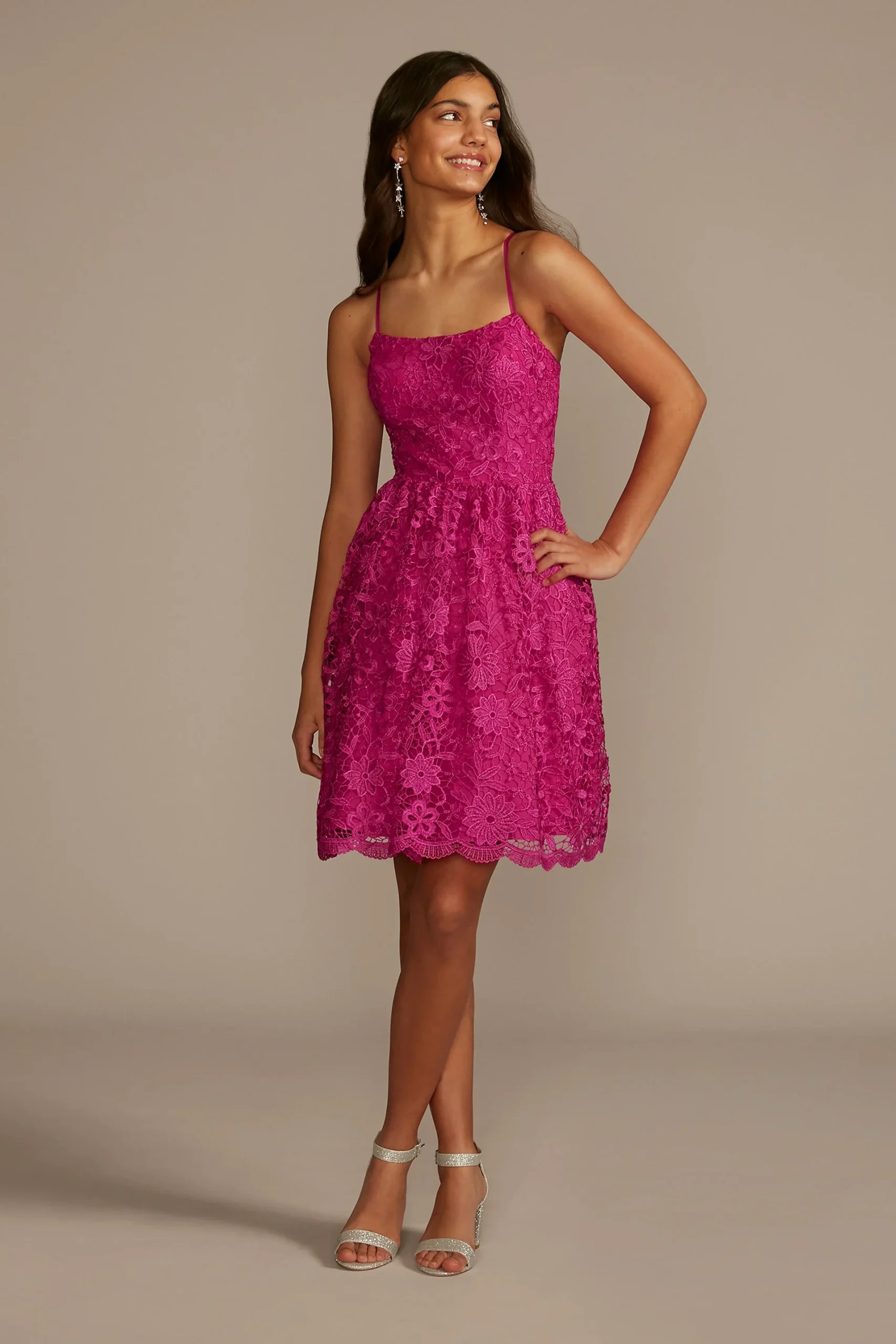 Floral Lace Mini A-Line Damas Dress