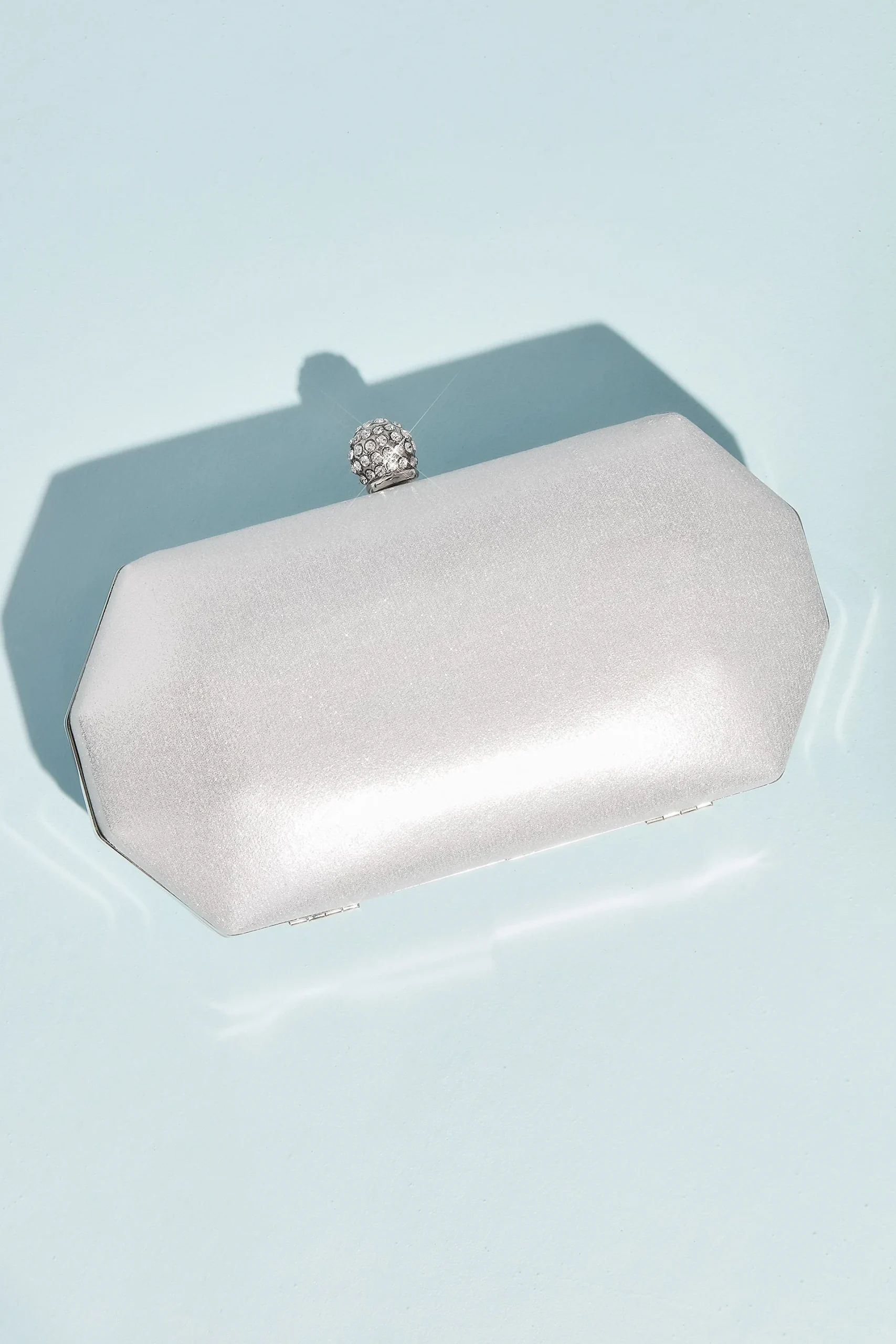 Geometric Metallic Crystal Clasp Minaudiere Clutch