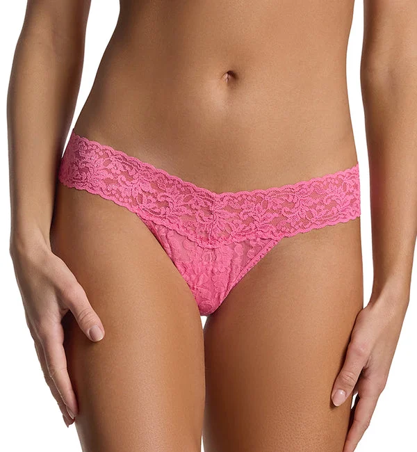 Hanky Panky Signature Lace Low Rise Thong (4911P) - Amused