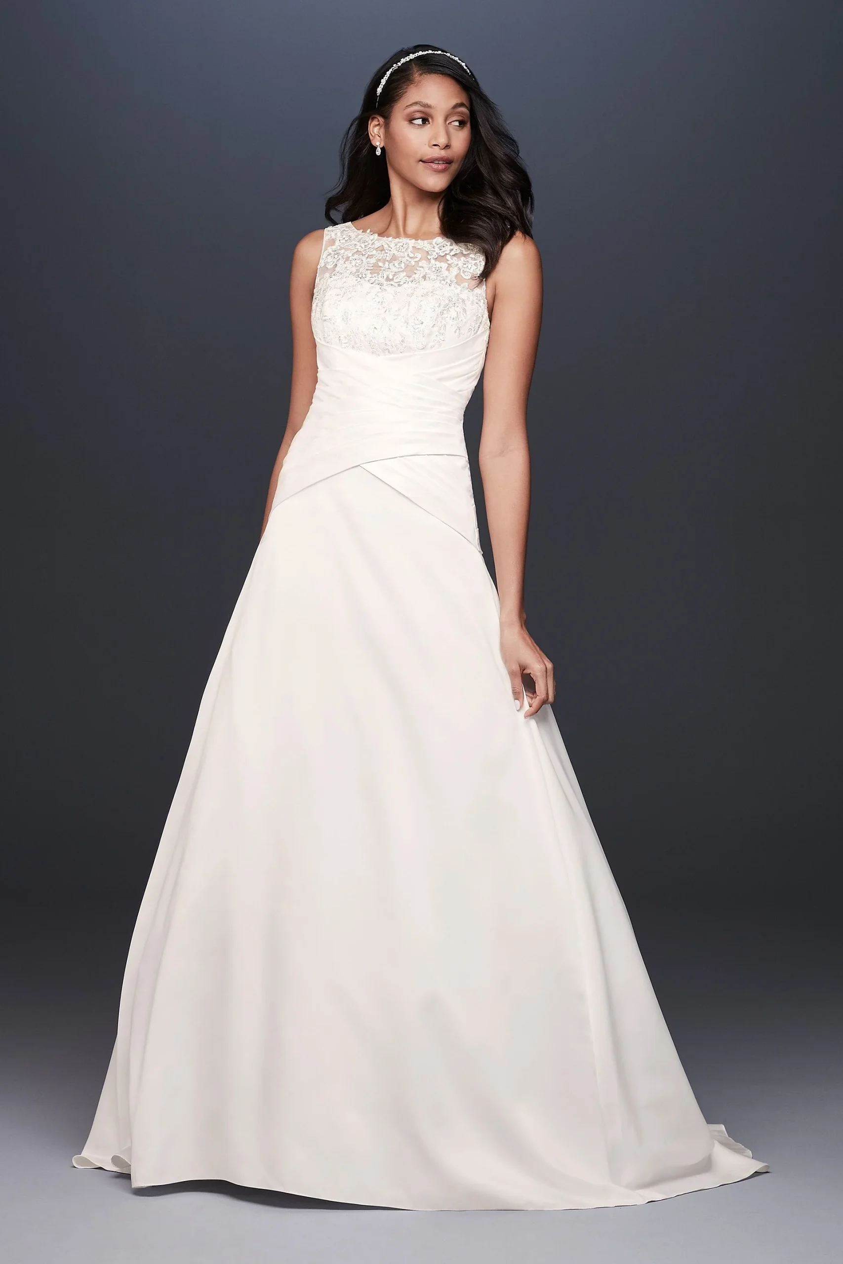 Lace Applique Pleated Drop-Waist Wedding Dress