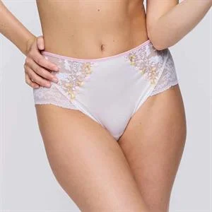 Lizelot Full Brief