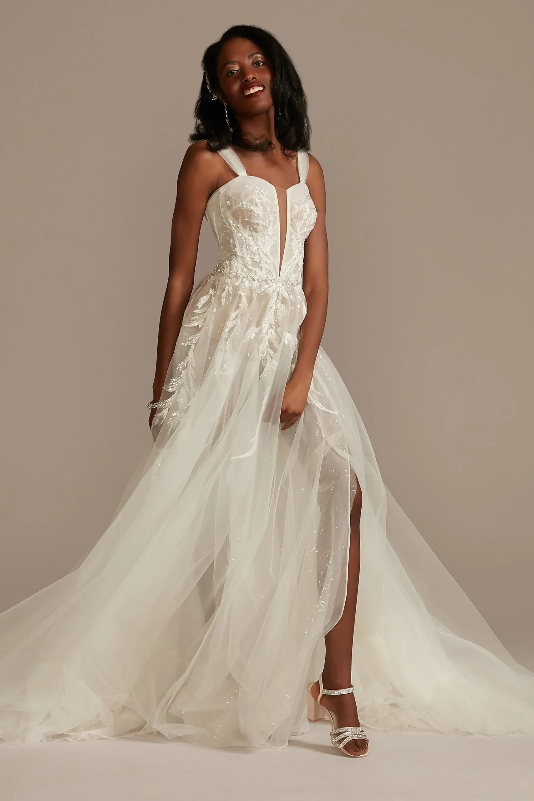 Removable Straps Tulle Wedding Dress with Slits