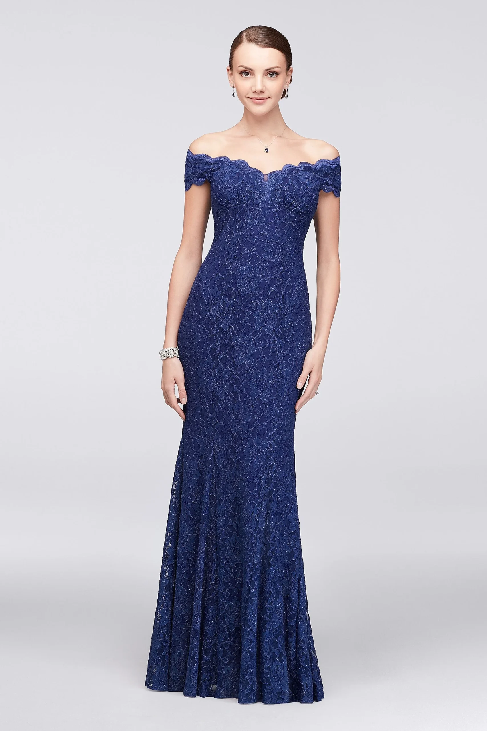 Scalloped Off-the-Shoulder Lace Mermaid Dress