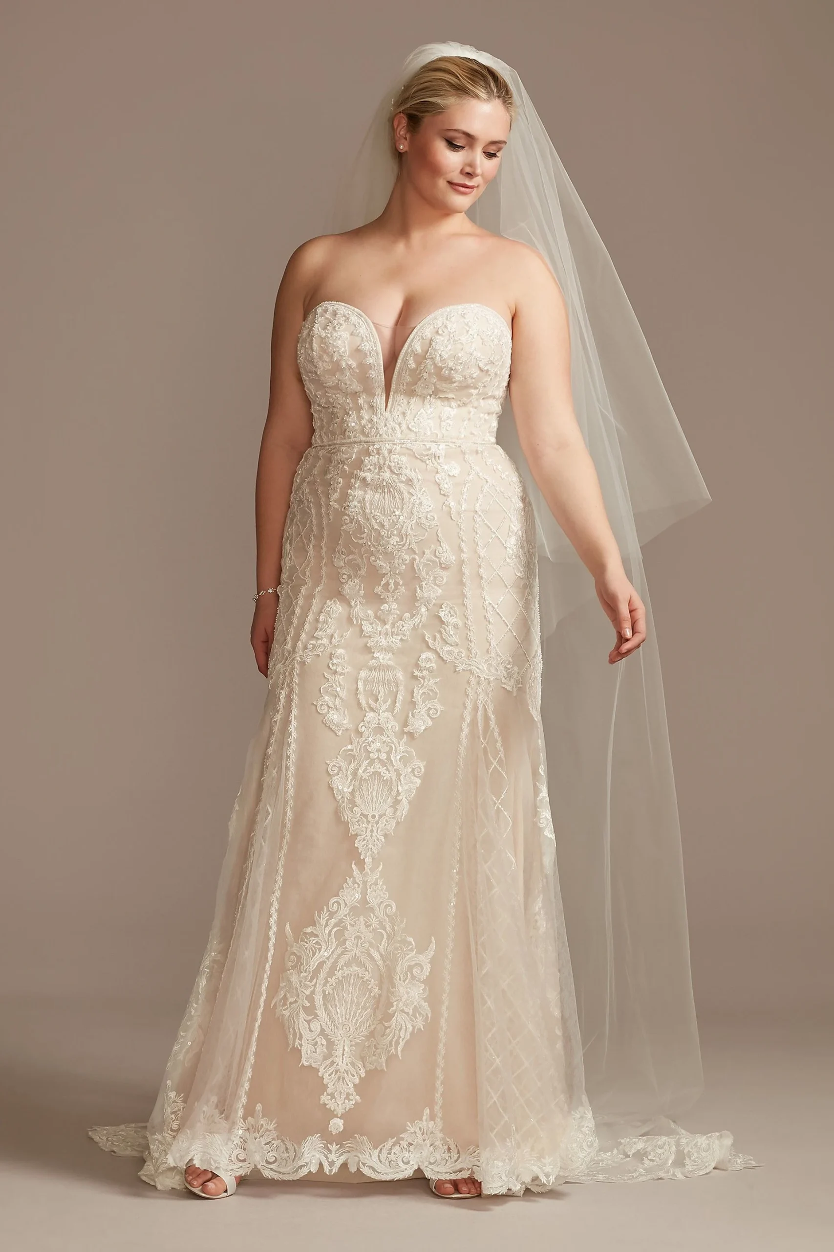 Scroll and Lace Mermaid Plus Size Wedding