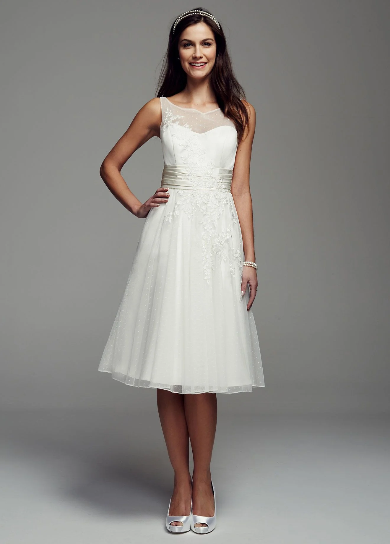 Sleeveless Dot Tulle Illusion Neckline Short Gown
