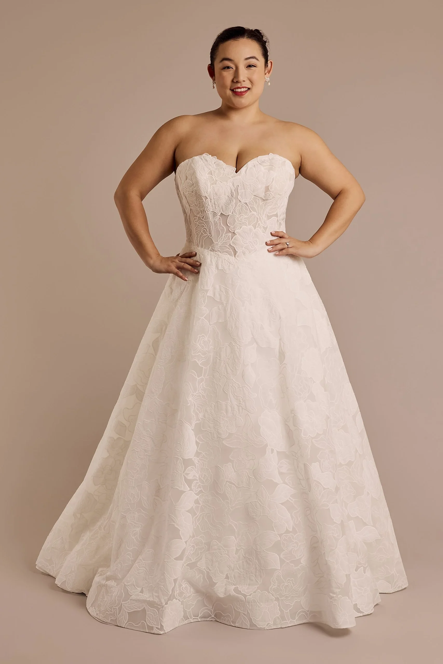 Strapless Floral Organza Ball Gown Wedding Dress