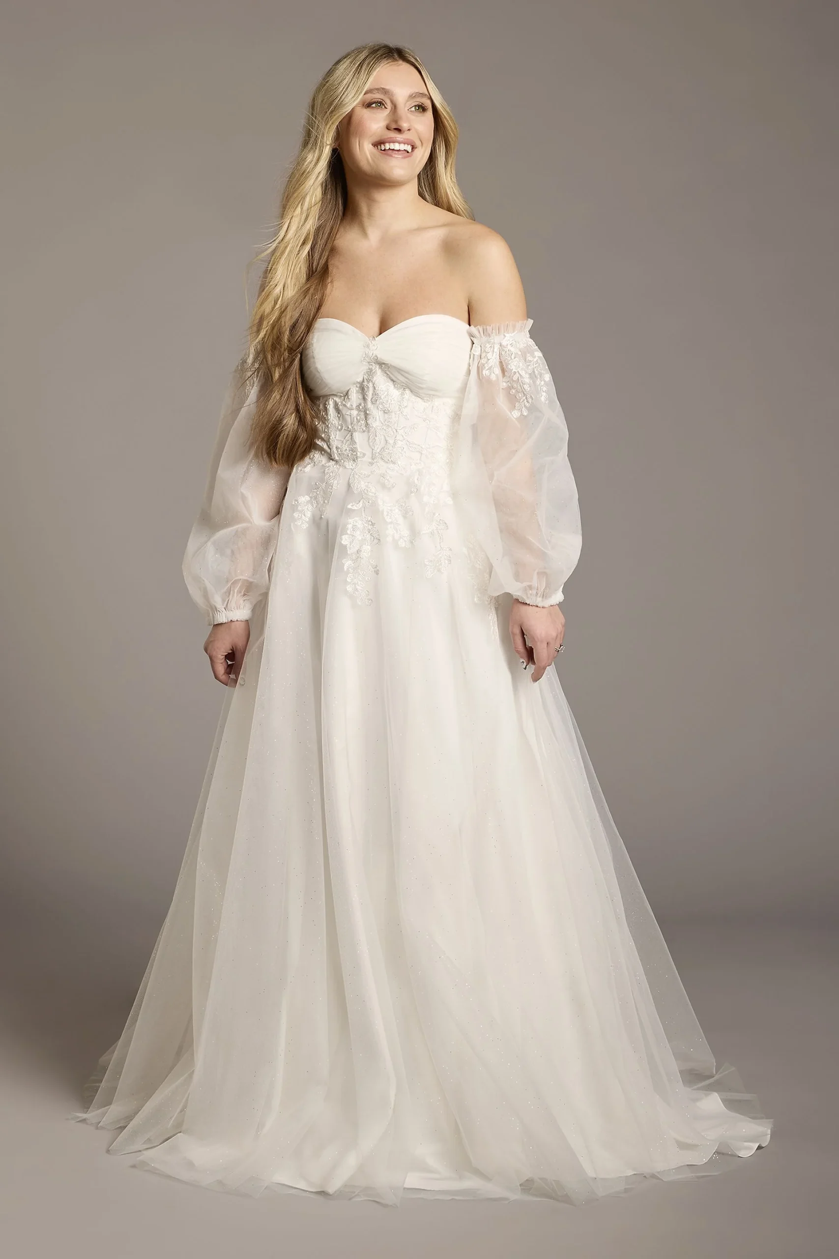 Tulle Sweetheart Ball Gown with Detachable Sleeves